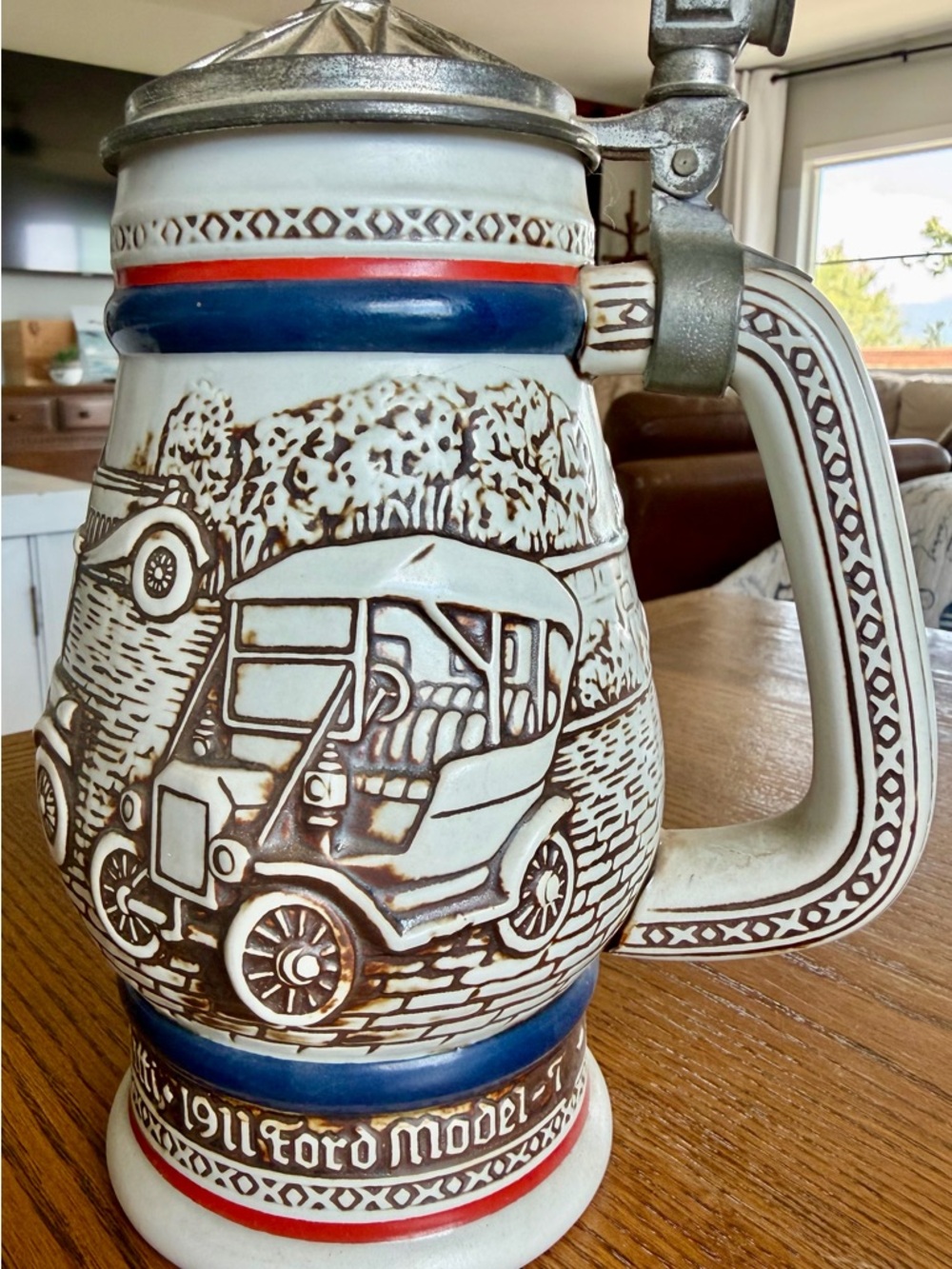 Avon Handcrafted Ceramic collector Steins 1977-1980 - Picture 6 of 14